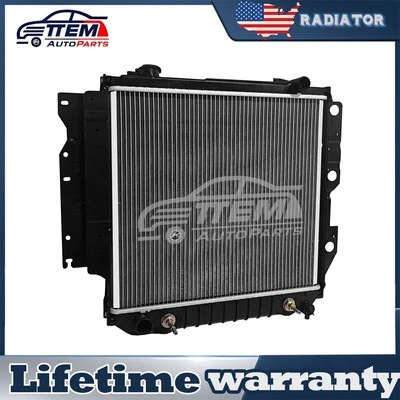 #1682 Radiator For 1997-2006 Jeep TJ 1987-2006 Jeep Wrangler 2.4L/2.5L/4.0L/4.2L Foto 1 de 4