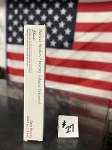 Raro mascara volumizzante universale Beauty Perfect Strokes Deluxe, 0,10 fl oz/3 ml - Foto 1 di 1