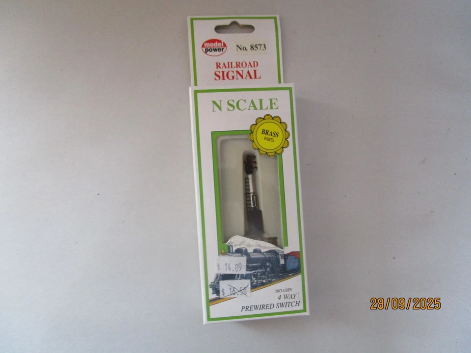 Model Power, N Scale, 8573, Railroad Signal, Mint in OB. - Image 1 of 1