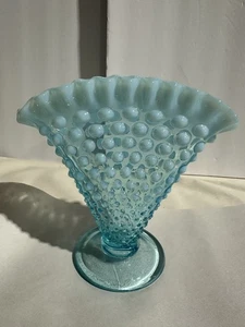 6" Fenton blau opalisierende Nägel Fächer Vase geraffter Rand - Bild 1 von 5