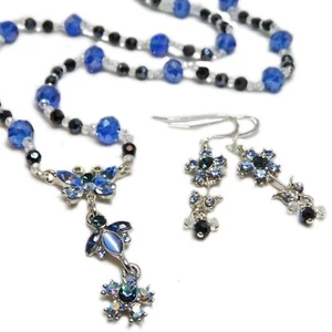 Tesoros recuperados - Collar y pendientes de diamantes de imitación azules y cuentas de vidrio de SoniaMcD - Imagen 1 de 9