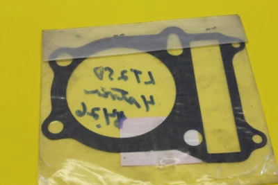 Junta de cilindro Suzuki 1982 - 1988 GN250 1982 - 1983 D250 11241-38300 NUEVO DE STOCK Foto 1 de 3