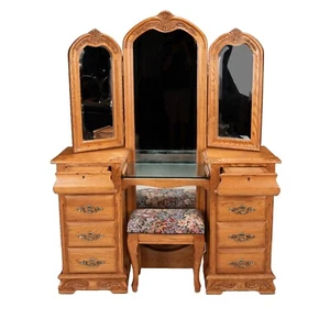 Oakwood Interiors Oakcrest Vanity W/ Bench, Carved Solid Red Oak Beautiful Piece - Picture 1 of 18