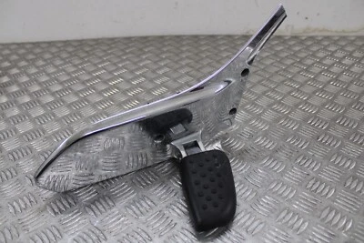 Reposapiés trasero derecho BMW K1200 LT 2005 clavija y soporte de suspensión 2004 - 2009 Foto 1 de 4