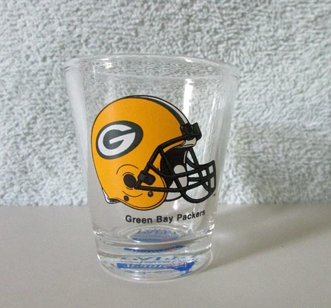 Green Bay Packers Football Helmet Shot Glass Team NFL Papel Cover