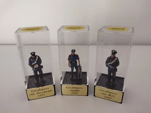 SMI 1/43 Carabinieri - Lot 3 pieces - Diorama - New! no Polizia - Foto 1 di 5