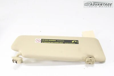 2013-2016 奥迪 A4 QUATTRO B8 球杆侧上盖车厢遮阳罩 SUN VISOR 原始设备制造商 — 第 1/4 张图片