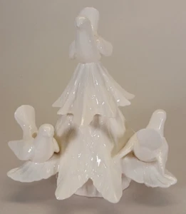 Fritz And Floyd White Christmas Tree With Dove Candle Holders - Picture 1 of 17