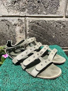 Gucci Green Leather Studded Gladiator Sandals Size SANDALS US 8.5 || 39 - Picture 1 of 10