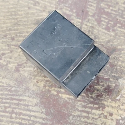 Yamaha XV1600 1999-2003 Road Star sistema de bomba de combustible relé de arranque 3EN-81950-00 Foto 1 de 3