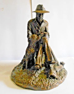 FIGURA BOSQUIMANA AUSTRALIANA DE BRONCE FUNDIDO EN FRÍO DE COLECCIÓN CON PERRO/CIGARRILLO RODANTE - Imagen 1 de 9