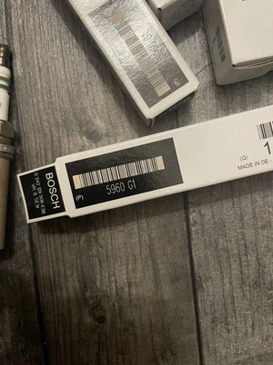 Spark Plugs Set 5x 0242129510 Bosch 5960G1 596055 596056 596083 596084 VR8SC 40 - Image 1 of 4