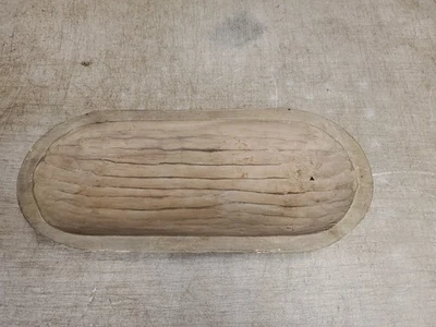 Antigua zanjadora de madera ovalada primitiva vintage 16,25" tallada a mano Foto 1 de 4