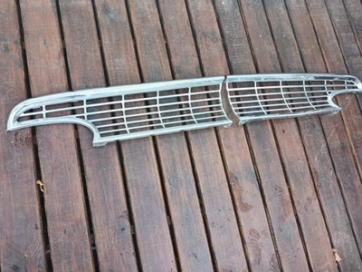 1956 Ford Fairlane Grille, Nice Clean Original - Image 1 of 4