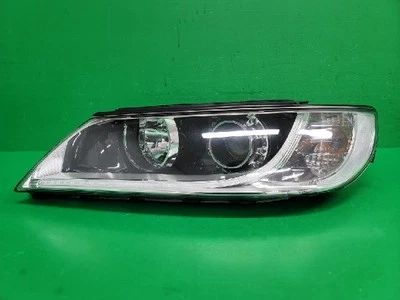 2011 Hyundai Azera The luxury Grandeur Left Headlight 92101 3L590 - Image 1 of 4