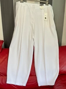BNWT Trousers Size 22 High Rise Straight Leg MARKS AND SPENCER RRP £ 39.50 - Picture 1 of 2