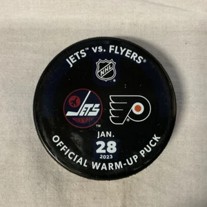 Ronde de hockey officielle d'échauffement Jets Vs. Flyers 28 janvier 2023 - Photo 1/3