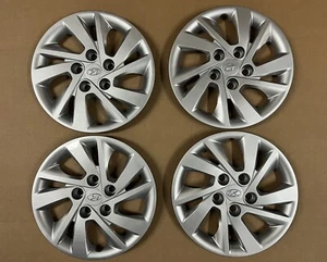 Genuine Wheel Cover Hub Cap 2017 to 2020 Elantra Sedan Set of 4 New OEM Hyundai - Picture 1 of 4