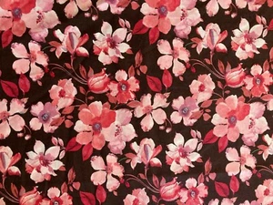 Kosmos Blumen Gesichtsmaske. Tolles ganzjähriges, wiederverwendbares Baumwollmaterial. - Bild 1 von 9