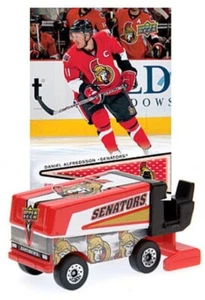 Ottawa Senators Diecast Zamboni NHL con una tarjeta de jugador 2008 viene paquete original - Imagen 1 de 3
