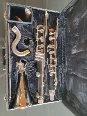 Clarinete bajo de madera profesional Leblanc Paris, ¡suena excelente! Foto 1 de 4