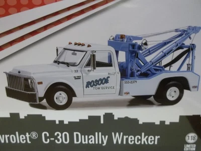 Greenlight 13684 - Starsky & Hutch - 1969 Chevrolet C-30 Dually Wrecker - 1/18 - Image 1 of 3