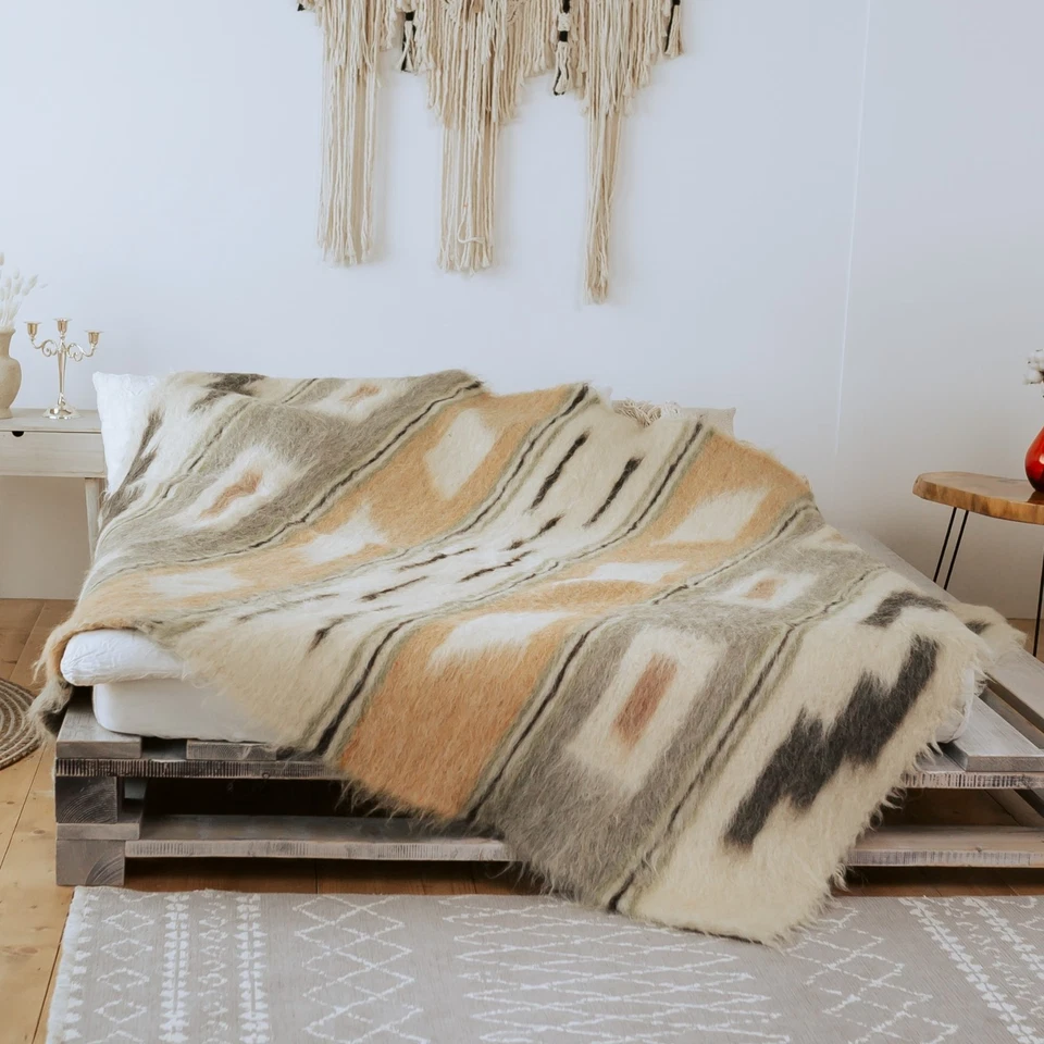 Handwoven 100% Natural Wool Blanket Handmade in Ukraine Eco-Friendly Cozy Throw - Image 1 of 4