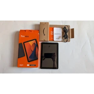 Amazon – Fire HD 8 – 12th Generation – 32GB – Black – Excellent Condition - Picture 1 of 6