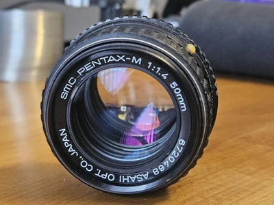 Pentax SMC Pentax-M 50mm 1:1.4 F1.4 F/1.4 Lens (slight Damage Still functional) - Image 1 of 4