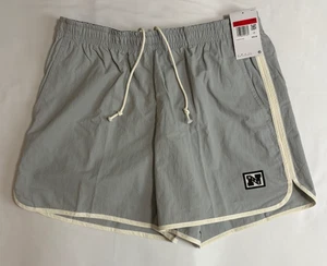 Nike Gym Heritage Dri-FIT 5 in. Gray Shorts Sz Large HJ4087-077 - Picture 1 of 5