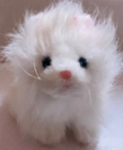 Retired Gantz Cottage Collectible White Kitten Plush Cat- Fluffy Stuff Animal 8” - Picture 1 of 5