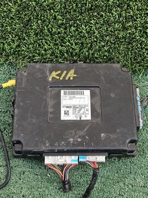 KIA Sorento 16-18 BCM Body Control module OEM OKA-930R 95400-C6020 - Imagem 1 de 3