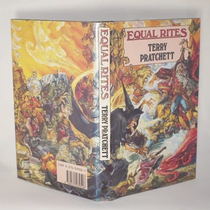 * Rare * Equal Rites By Terry Pratchett First UK Edition 1st Impression 1987 - Imagen 1 de 9