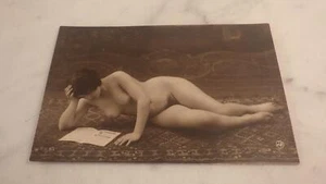 1900.nu artistique (photographie .3). - Foto 1 di 1