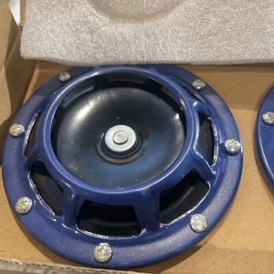 Montaje de parrilla azul eléctrico compacto bocina de automóvil súper fuerte tono de explosión 12V 335HZ/435HZ - Imagen 1 de 5
