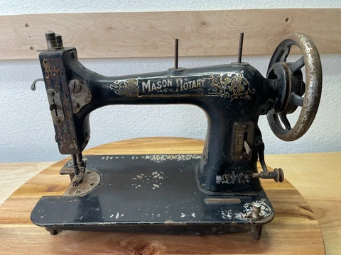 Vintage AG Mason Manufacturing Rotary Sewing Machine Treadle FR 7039115 AS-IS Cover