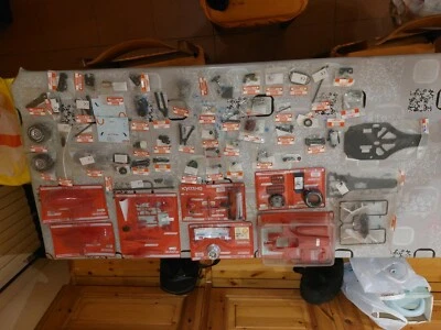 ferrari f2004 deagostini stock 56 pezzi con fascicoli - Immagine 1 di 2