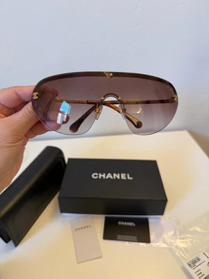 Chanel Sunglases Women CH9572 Gradient Pink/Brown Lenses - Image 1 of 4