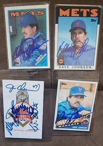 Lotto 3 carte auto firmate Davey Johnson + triplo programma 1986 World Series Champs - Foto 1 di 6
