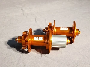 Bujes Bicicleta KandyBikes Naranja 32h, 135x10 QR, 100x9 QR 6 Pernos HG Driver - Imagen 1 de 2