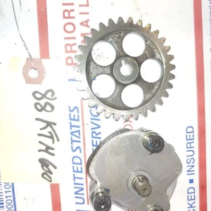 1988 KTM 600 Enduro oil pump with gear and pin - Bild 1 von 3