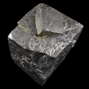PIRITE (miniera La Blanquiza, Valdeperillo, La Rioja, Spagna) #M4714 56x52 mm - Foto 1 di 4