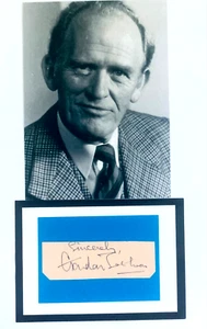Gordon Jackson Scottish Actor, 1923 - 1990 ,Original 10 x 8 Signature Piece - Picture 1 of 2