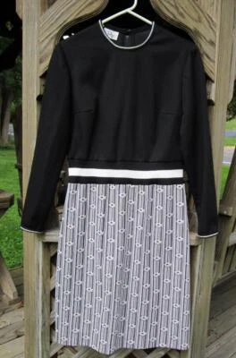 Vintage 1960s Fashioned by Patty Black Mod Flowers Stripes Graphic Print Dress - Изображение 1 из 4