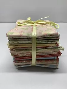 Moda Fabric 3 Sisters Fat Quarter Bundle - Picture 1 of 5