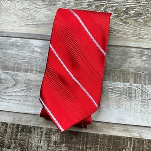 Men's Nicole Miller neck tie red all silk stripes Christmas Valentines Day - Picture 1 of 8
