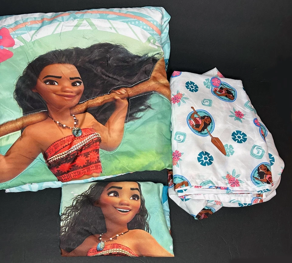 Juego de 4 piezas de ropa de cama para cuna o niño pequeño Disney Princess Moana - Muy buen estado Foto 1 de 4