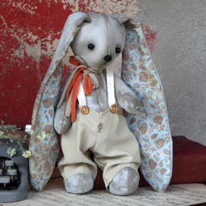 Vintage Künstlerhase m. Hose 28 cm Stoffhase Dekoration Osterhase Handarbeit - Bild 1 von 1