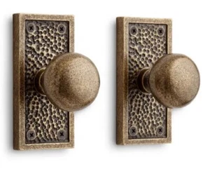 Signature Hardware TRAEGER INTERIOR DOOR SET KNOB 2-3/4" ANTIQUE BRASS - Picture 1 of 5