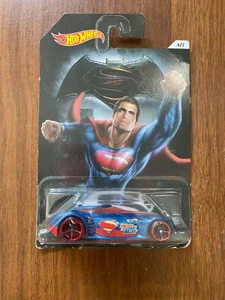 HOT WHEELS Batman v Superman COVELIGHT 4/7 NEW - Picture 1 of 5